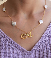 NAME NECKLACE WITH FOUR SEASHELLS