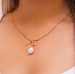 NATURAL SEASHELL WITH WIDE RING