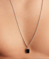 BLACK STONE NECKLACE