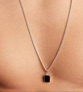 BLACK STONE NECKLACE