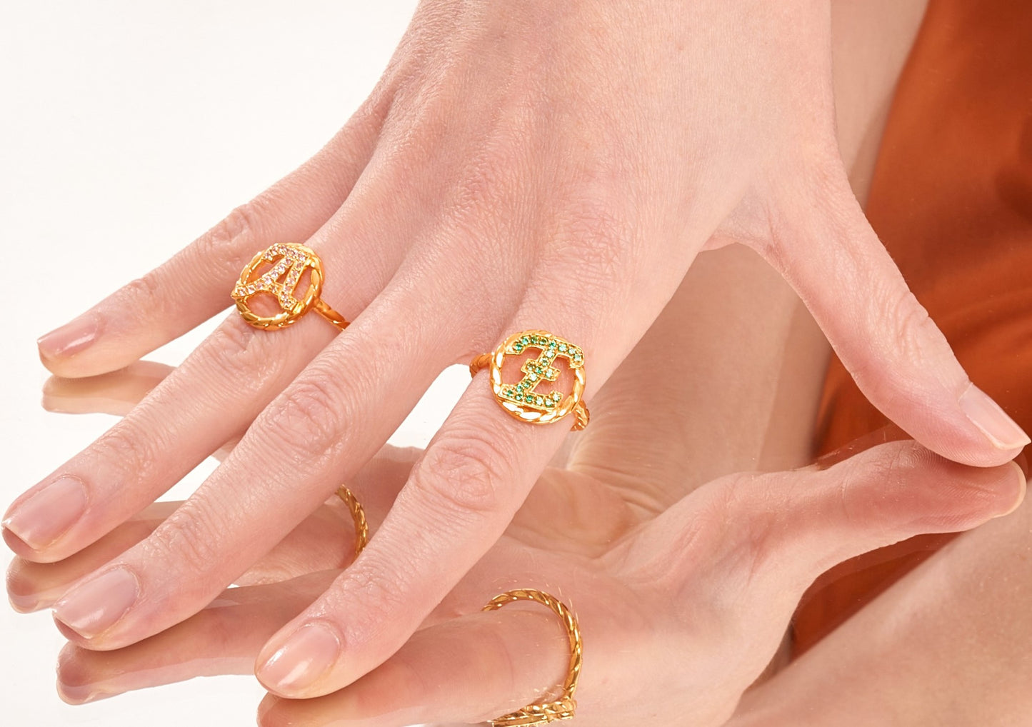 CIRCLE RING