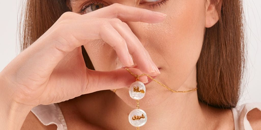PEARLS AND SEASHELLS