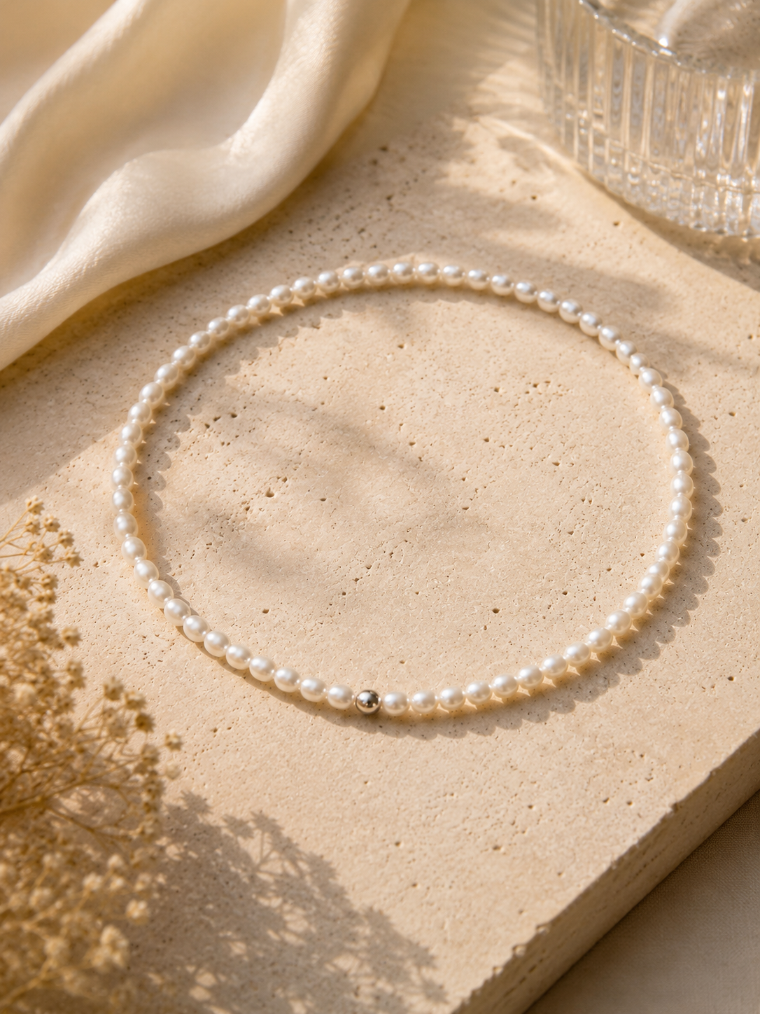 Simple Pearl Necklace