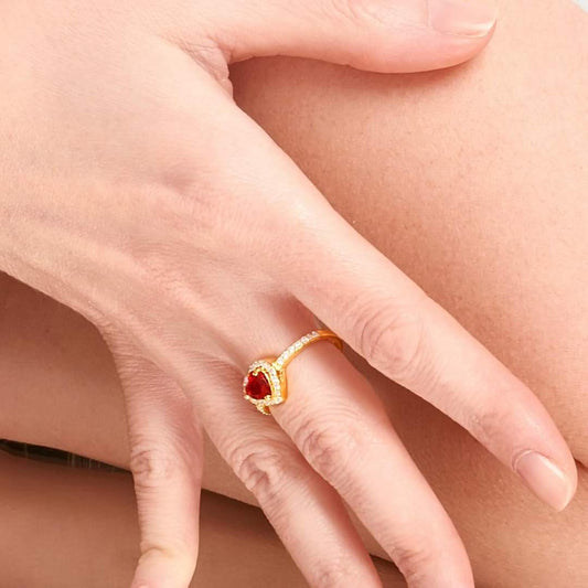 RED HEART STONE RING WITH ZIRCON