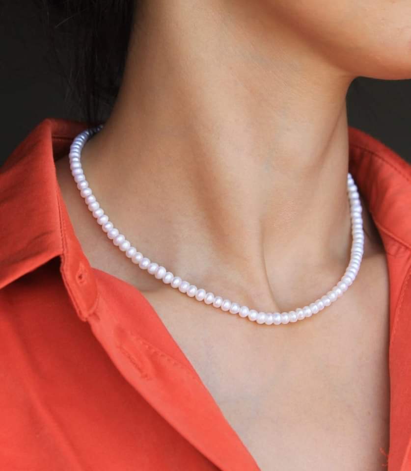 Simple Pearl Necklace 2