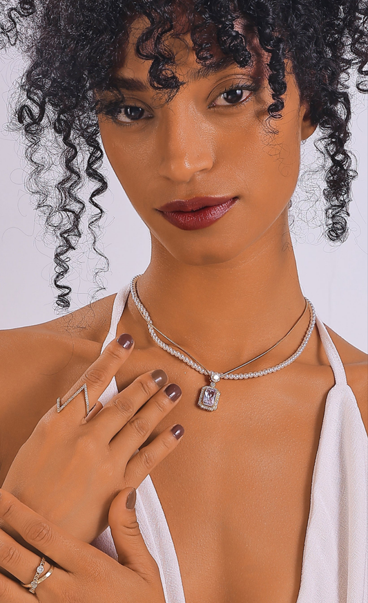 Small pearls necklace