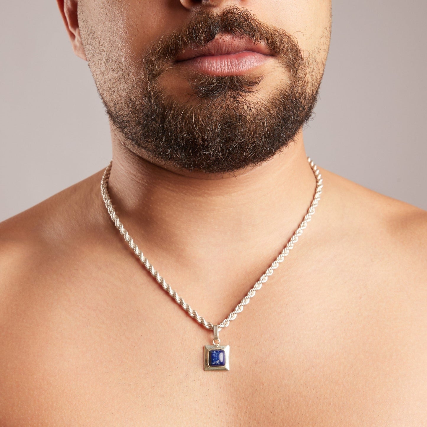 THICK BLUE STONE NECKLACE