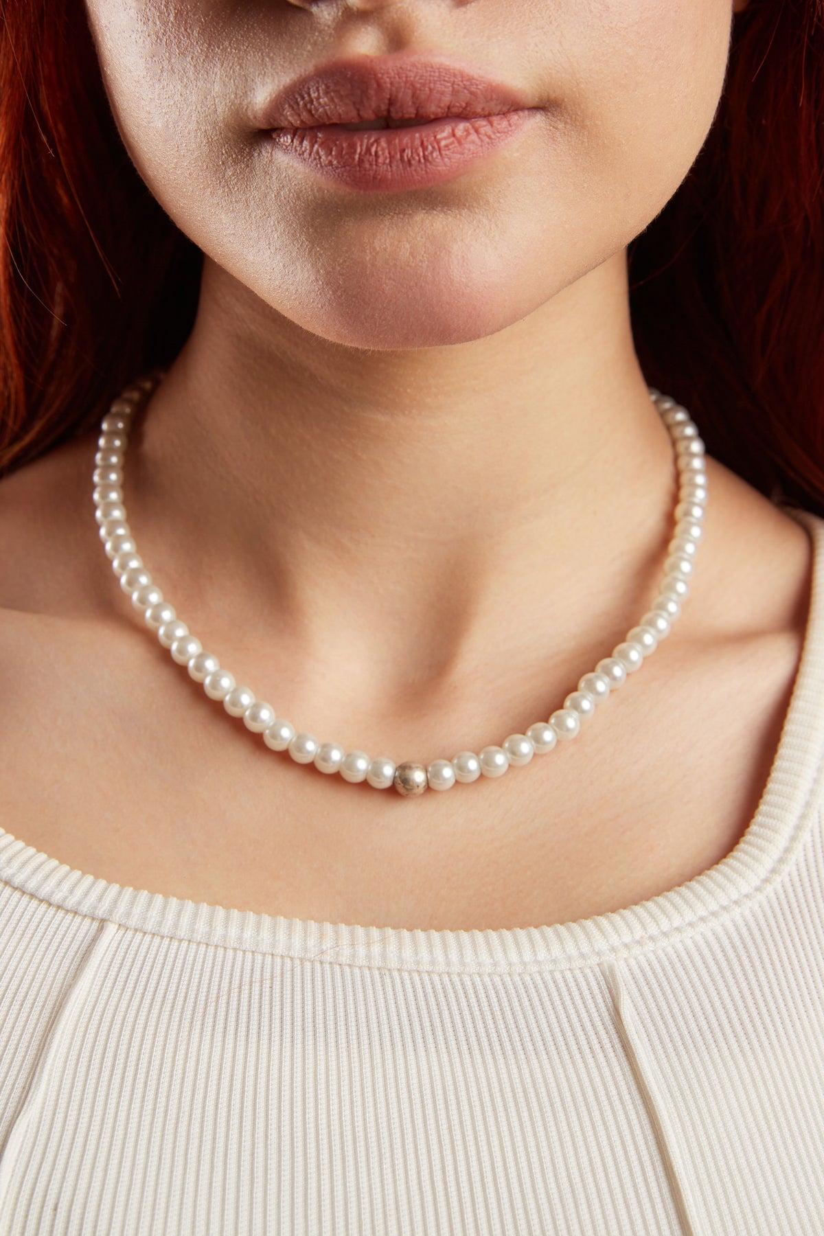 SIMPLE PEARL NECKLACE